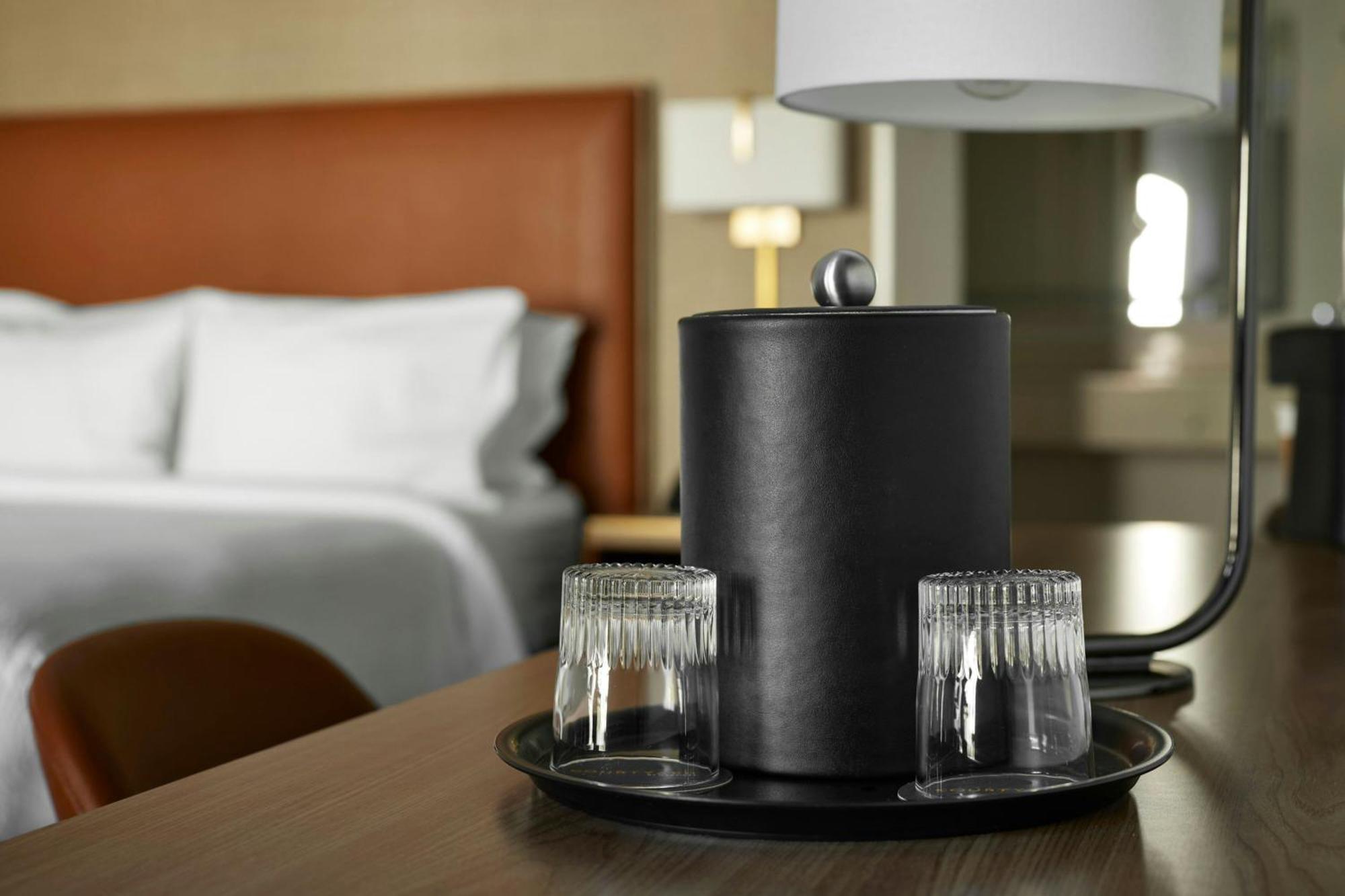 Courtyard By Marriott Los Angeles Pasadena Old Town Esterno foto
