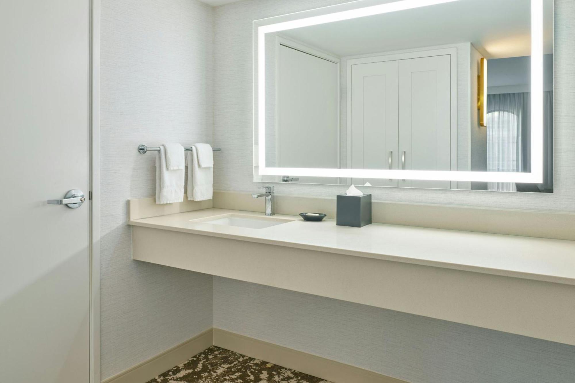 Courtyard By Marriott Los Angeles Pasadena Old Town Esterno foto