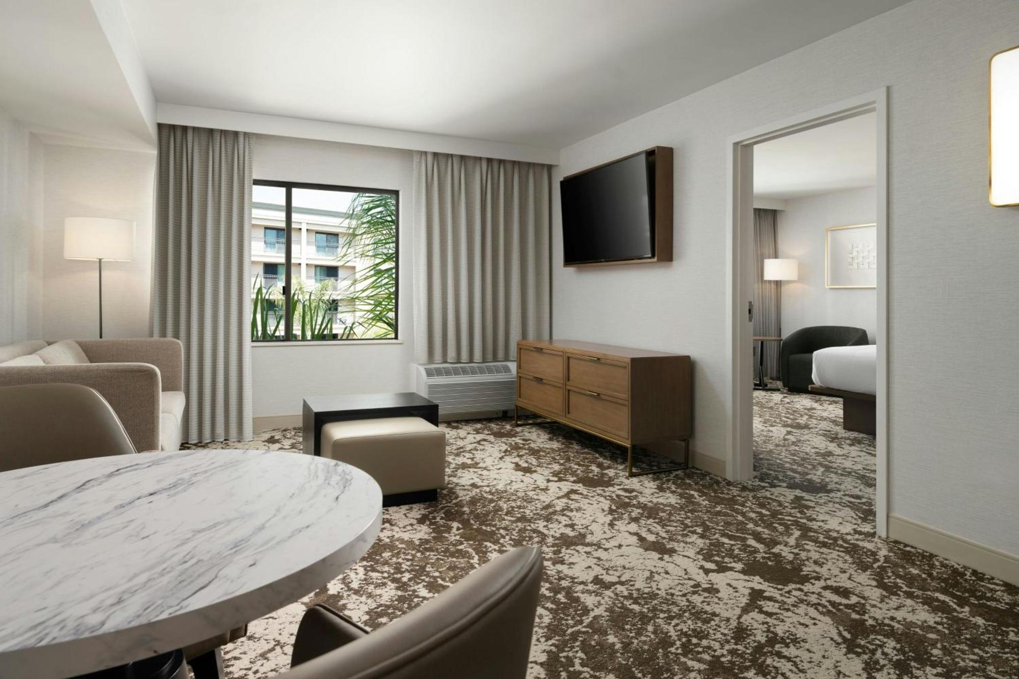 Courtyard By Marriott Los Angeles Pasadena Old Town Esterno foto