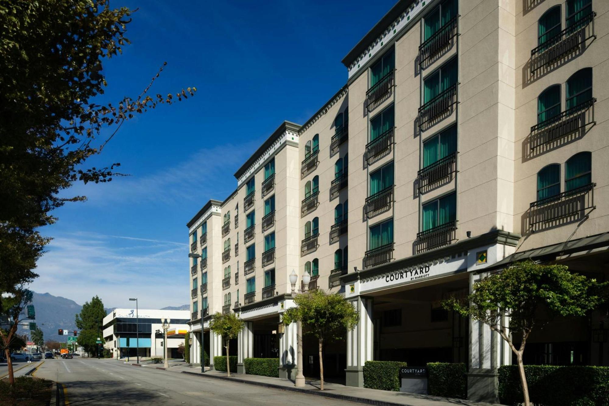 Courtyard By Marriott Los Angeles Pasadena Old Town Esterno foto