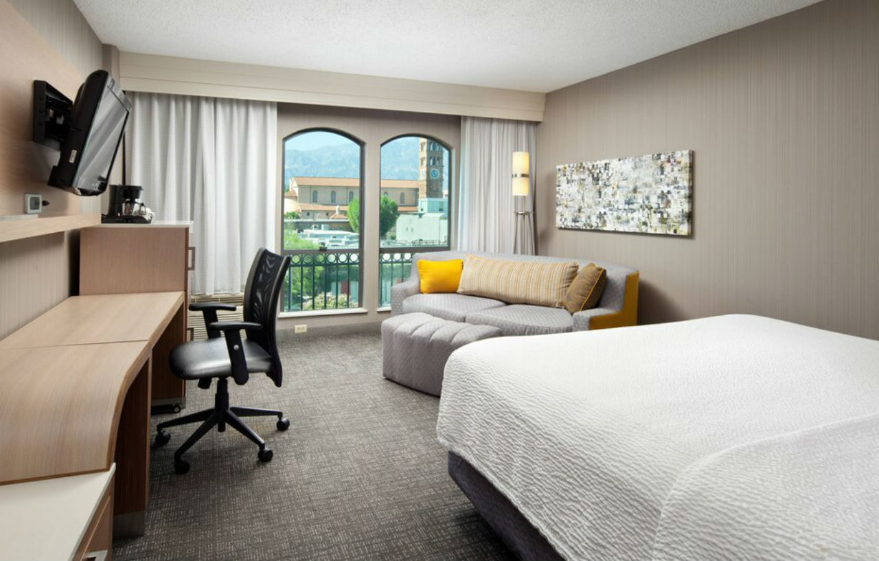 Courtyard By Marriott Los Angeles Pasadena Old Town Esterno foto